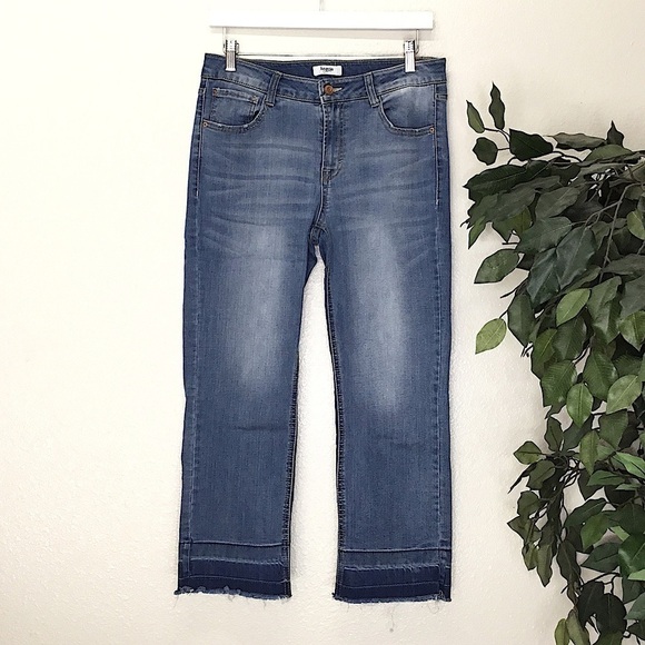 Kensie Ankle Jeans With Frayed Cuffs - Picture 1 of 6